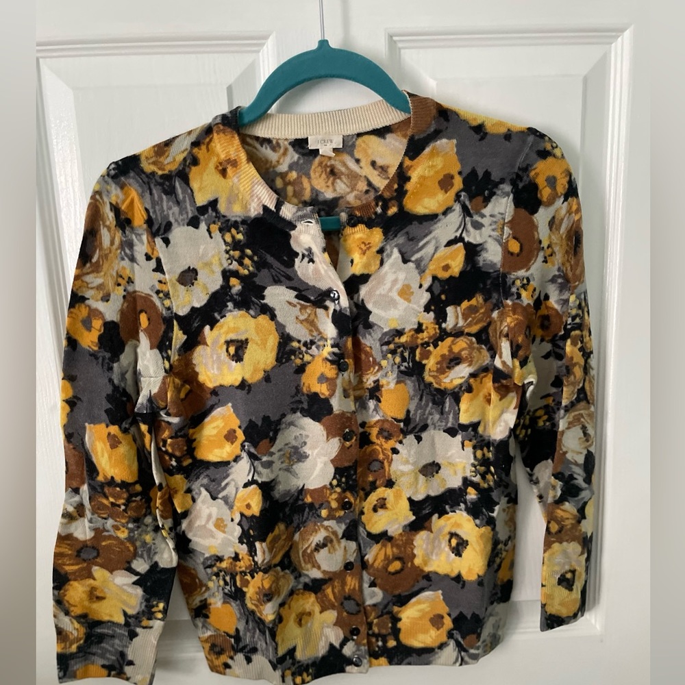 J Crew cardigan sweater - SIZE MEDIUM